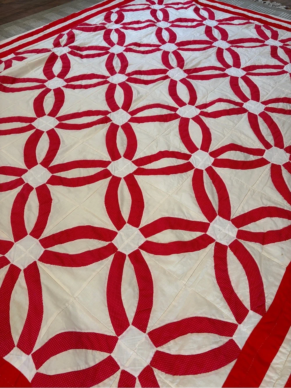 Vintage Double Wedding Ring Quilt - Red & Cream Handmade Quilt - 86 x 71